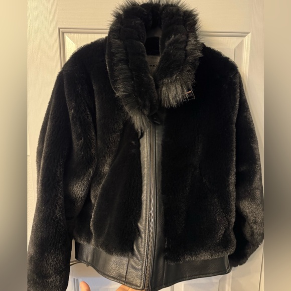 BLANK NYC Black Coat with Buckles Moto Inspired With Faux Fur Size L - Picture 5 of 11